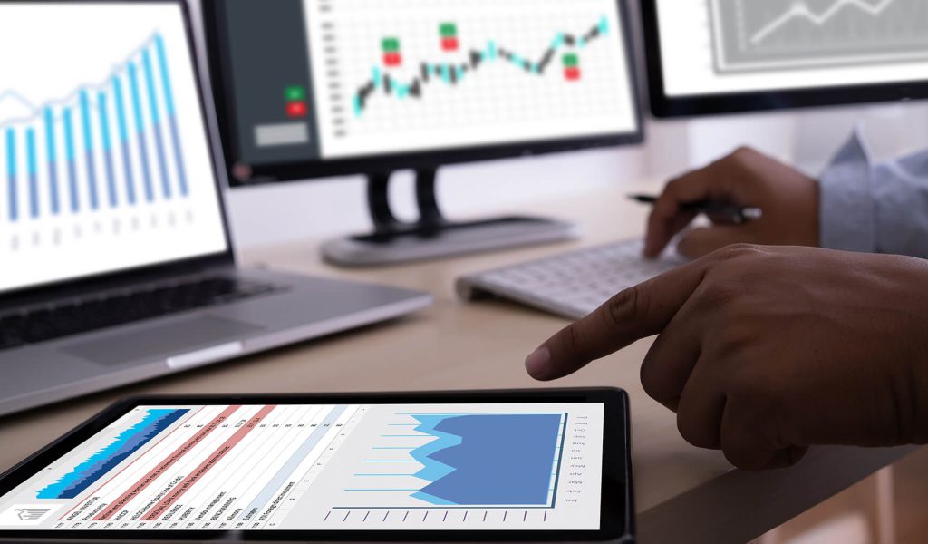 how-to-measure-customer-engagement-pobuca (1) Social media likes, comments, and shares: